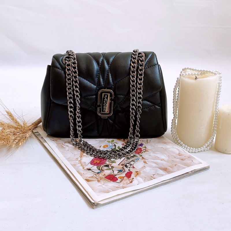 کیف پاسپورتی دوشی  جاکوبس