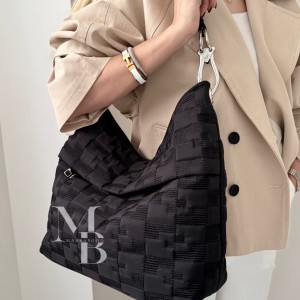 کیف دوشی زنانه مدل نویان