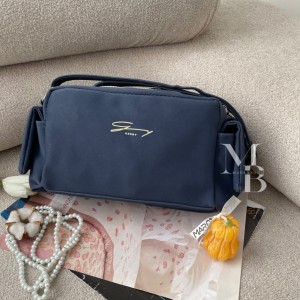 کیف  دخترانه مدل چیکا