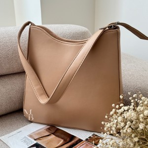 کیف دوشی دخترانه مدل ژینا