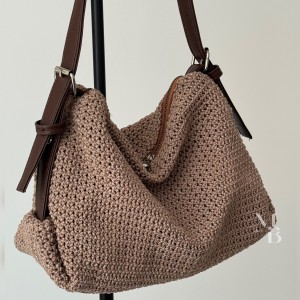 کیف دوشی زنانه مدل آرا