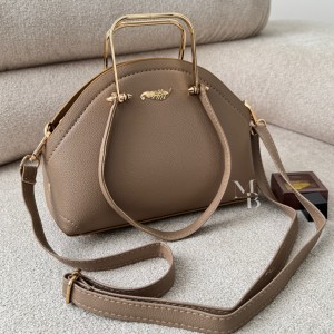 کیف دستی و دوشی زنانه مدل فرنام