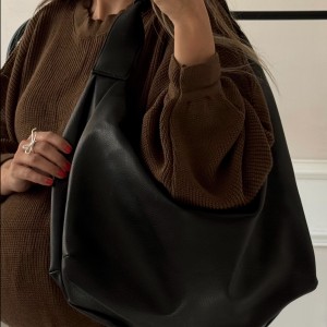 کیف دوشی زنانه مدل  دلوار