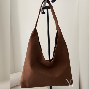 کیف دوشی زنانه مدل لاوان