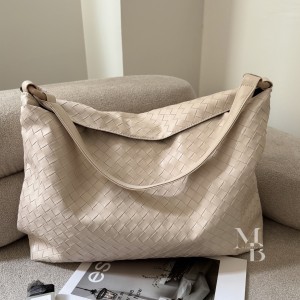 کیف دوشی زنانه مدل مروا