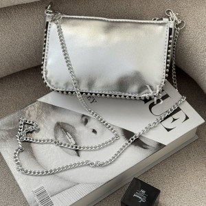 کیف دوشی دخترانه مدل  آیلا