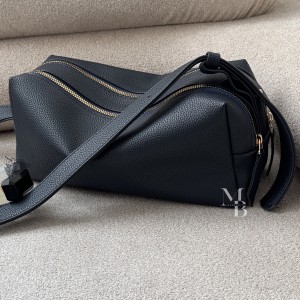 کیف دوشی زنانه مدل سیکا