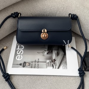 کیف دوشی  دخترانه مدل آرچر