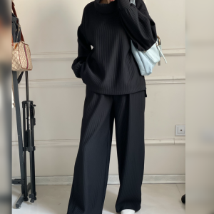 پلیور و شلوار یوفی