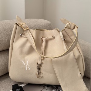 کیف  دوشی زنانه مدل آریو