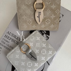 کیف پول و جاکارتی تارکا