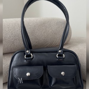 کیف دوشی زنانه مدل برکان