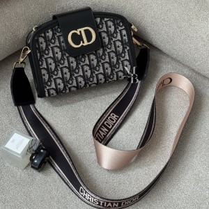 کیف  دوشی دخترانه مدل لیا