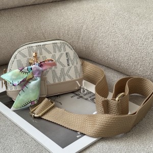 مینی بگ دوشی دخترانه مدل مانیار