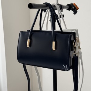 کیف دستی و دوشی دخترانه مدل ورسا