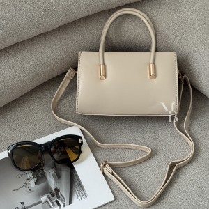 کیف دستی و دوشی دخترانه مدل ورسا