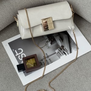 کیف دستی و دوشی زنانه مدل تیام