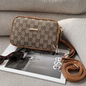 کیف  دستی و دوشی زنانه مدل سولا