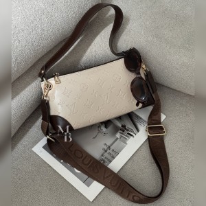 کیف دستی و‌دوشی زنانه مدل گیسو