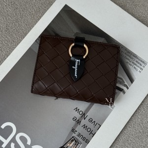 کیف پول و جاکارتی باراد