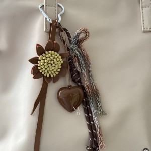 چارم بگ لوتوس