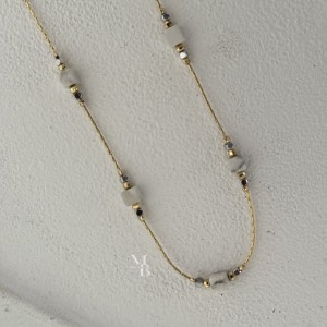 گردنبند دیلا
