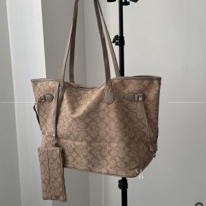 کیف دستی دوشی زنانه مدل آتیسا