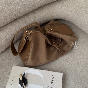 کیف دستی و دوشی زنانه مدل چلیکا