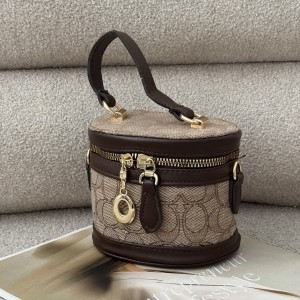 کیف  دستی و دوشی  زنانه مدل کومان