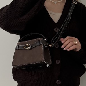 کیف  دستی و دوشی زنانه مدل فلیپ