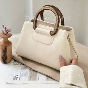 کیف دستی و‌دوشی مدل داوی