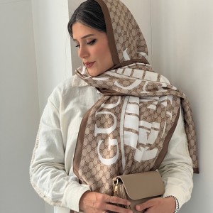 شال ابریشم طرح برند