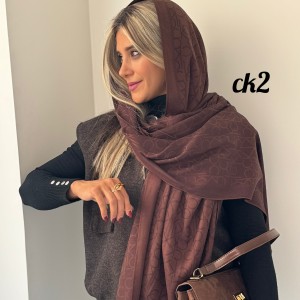 شال پاییزه مارکدار