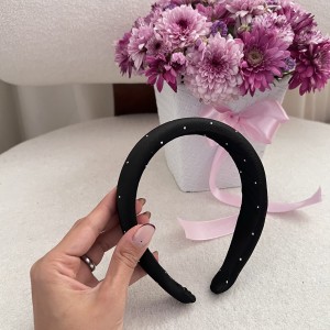 تل سر نگین دار