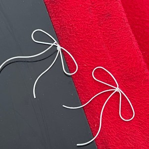گوشواره مینیمال پاپیون