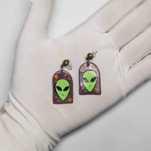 گوشواره فانتزی طرح فضایی سبز مدل FZZ ماه فام