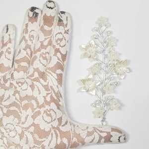 ریسه موی مرواریدی و گل بغل سری و کوتاه سفید مدل RSMMB