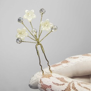 سنجاق شینیون طلایی کریستال و گل سفید مدل SNJ1CP