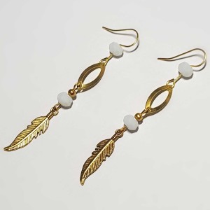 گوشواره فانتزی طرح برگ طلایی مدل FTU ماه فام