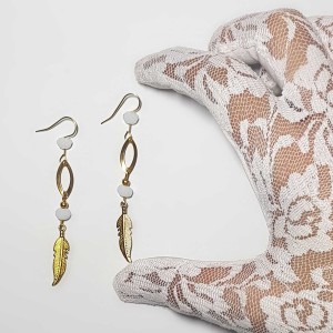 گوشواره فانتزی طرح برگ طلایی مدل FTU ماه فام