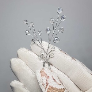 سنجاق شینیون کریستالی نقره ای مدل SNJ1TRB ماه فام