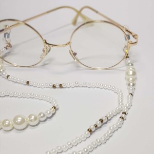 بند عینک سفید و مروارید مدل Pearl ماه فام