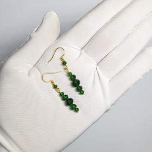گوشواره کریستال سبز مدل 3Green ماه فام