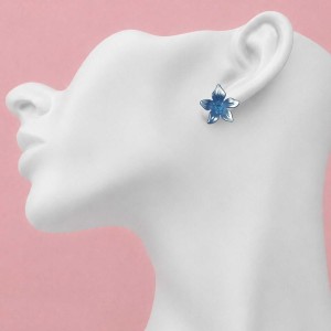 گوشواره میخی لیلیوم آبی مدل ERLILIBLU ماه فام