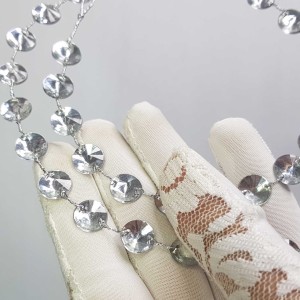 طراحی ظریف و مینیمال ریسه موی مدل RSAROOS
