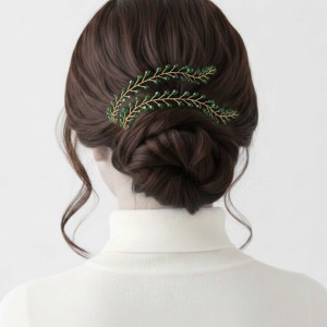 استایل شینیون با ریسه موی کریستالی سبز کوتاه