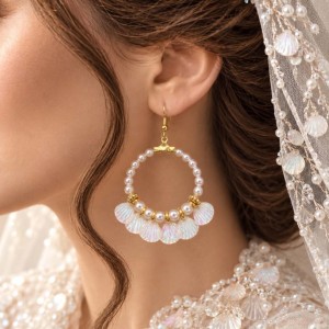 گوشواره حلقه ای صدف سفید مدل pearlWT
