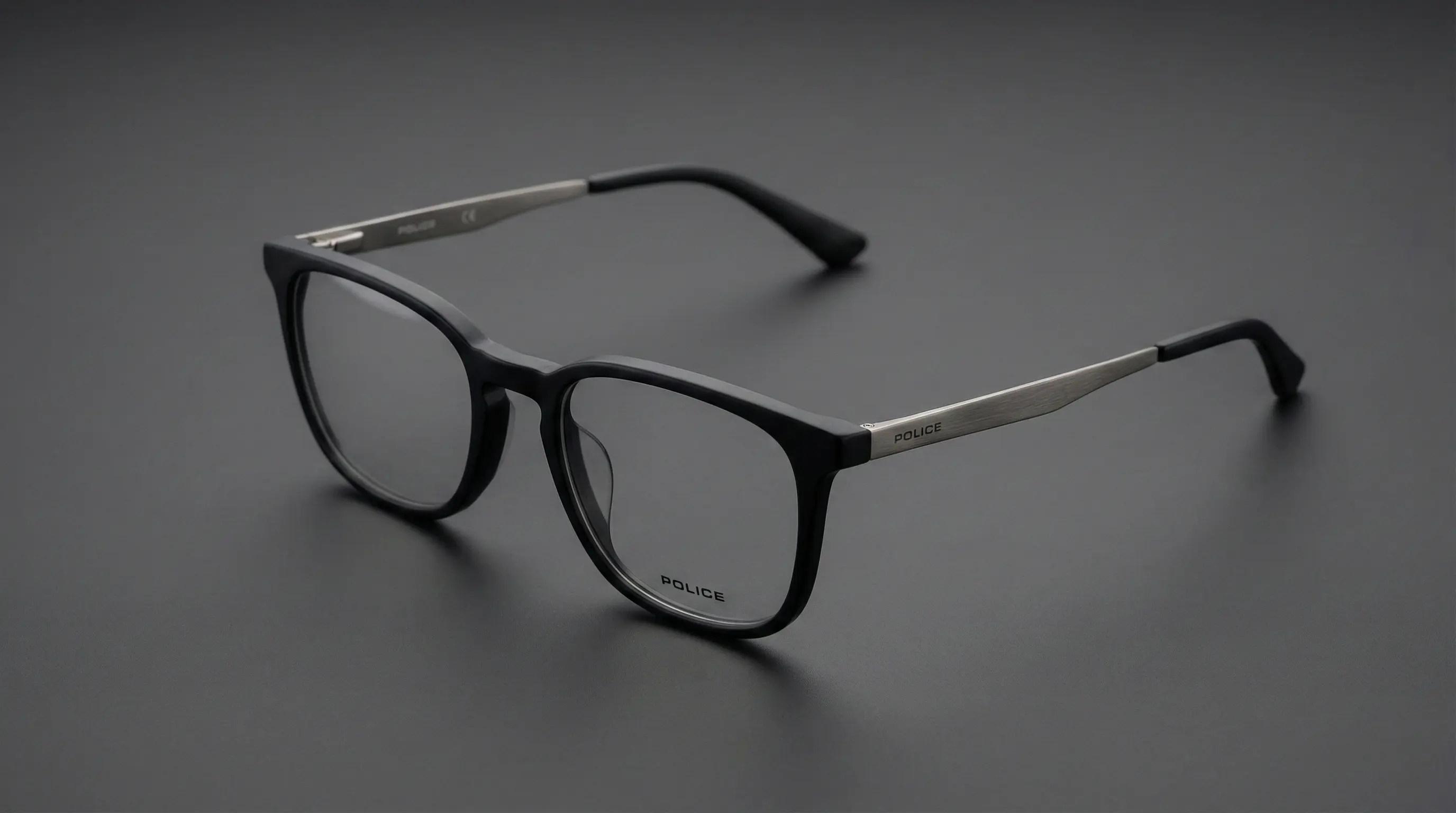 فریم عینک طبی پلیس اصل، سبک و مقاوم از جنس تیتانیوم