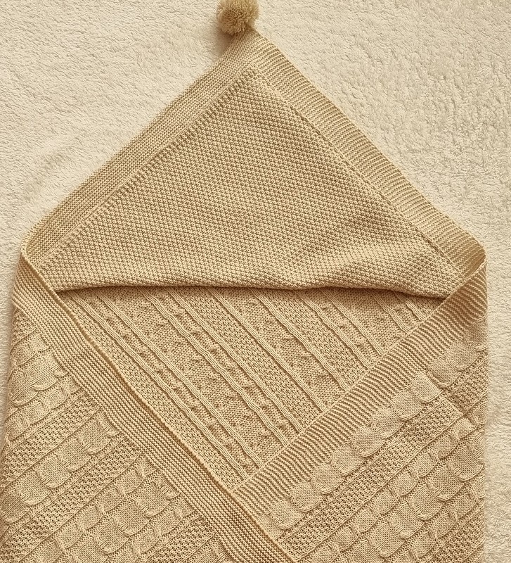 پتو نوزادی کلاهدار بدون خز کرم