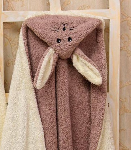 پتو کلاهدار کودک نسکافه -شیری